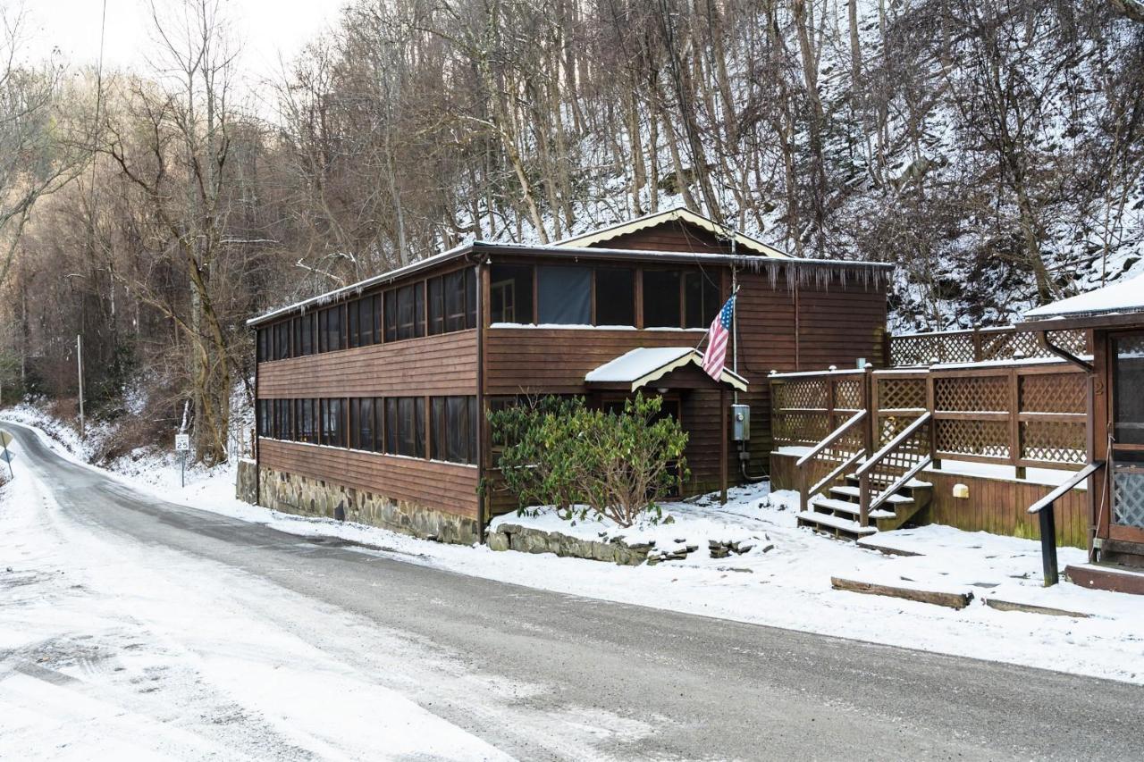 River Front Resort Elkins Dış mekan fotoğraf